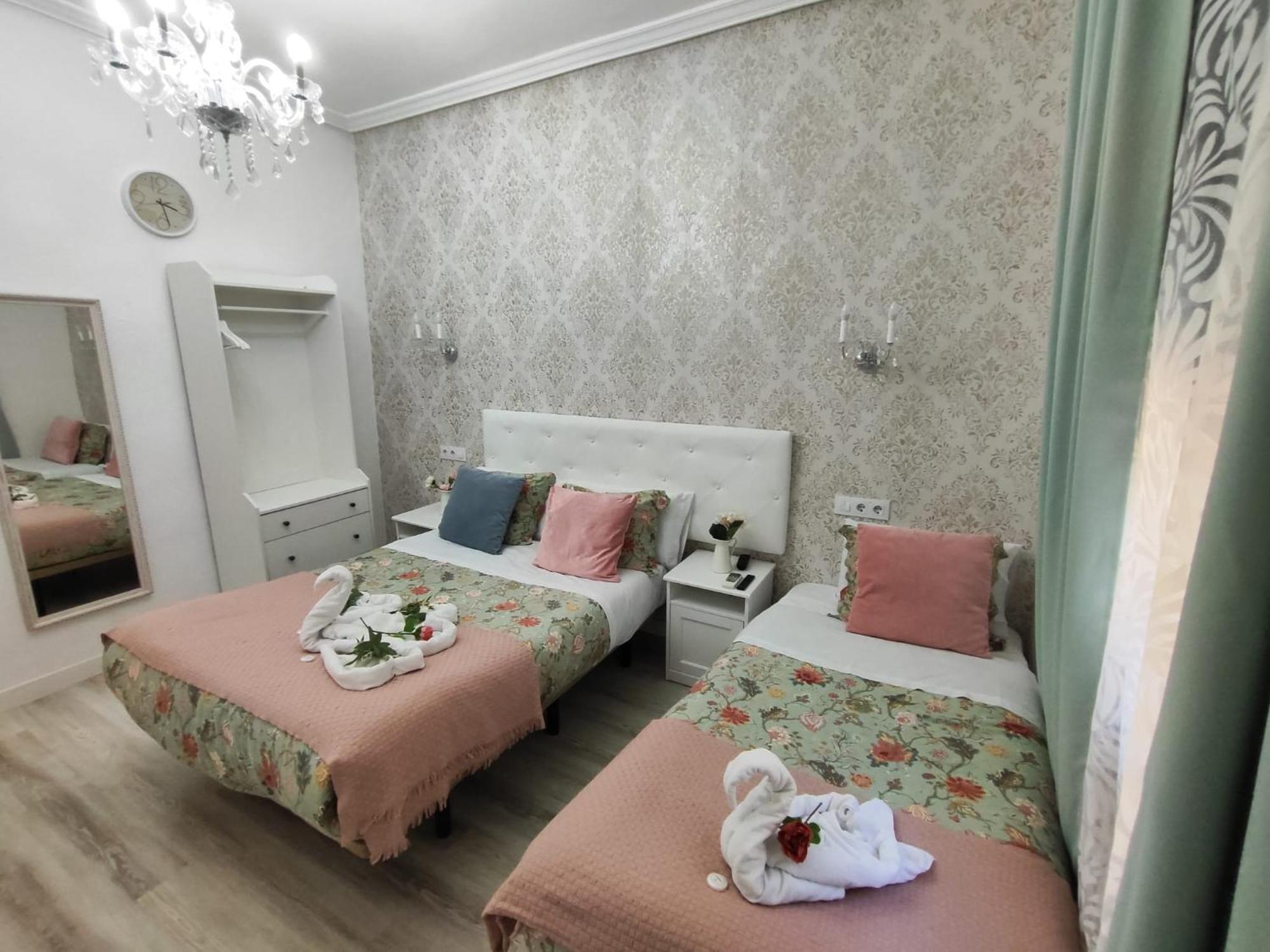 Hostal Milan Madri Exterior foto