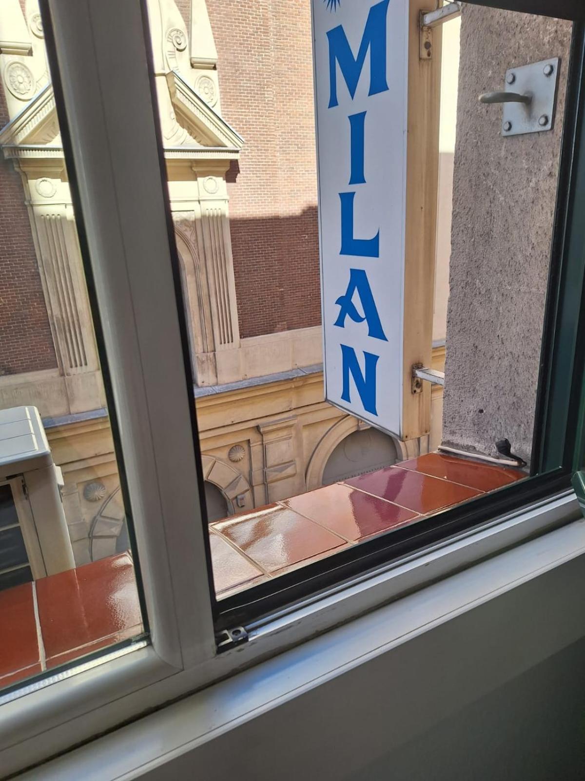 Hostal Milan Madri Exterior foto